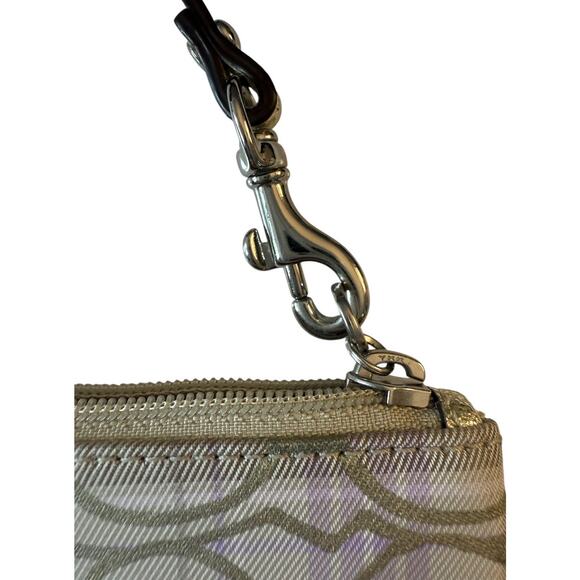 Coach Wristlet Beige Gold Lavender Plaid Small Gold Leather Plus Fob - Picture 3 of 5